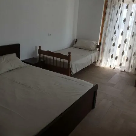 Roby&gioi 3* Εξαμίλιο